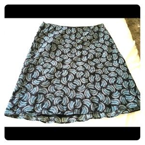 Ann Taylor skirt with Leaf Patter